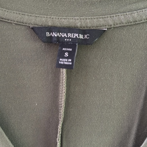 Banana Republic Women’s V neck Tshirt Dress Sleeveless Color Olive Size … - Picture 2 of 13